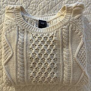 GAP Women's Ivory Cable Knit Sweater